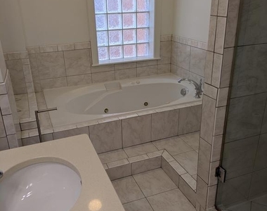 1421 Q Street Nw - Photo Thumbnail 13