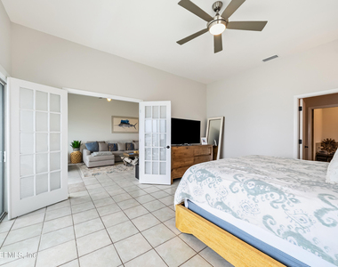 75 Comares Avenue - Photo Thumbnail 19