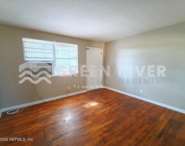11620 Charlie Road - Photo Thumbnail 4
