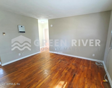 11620 Charlie Road - Photo Thumbnail 8
