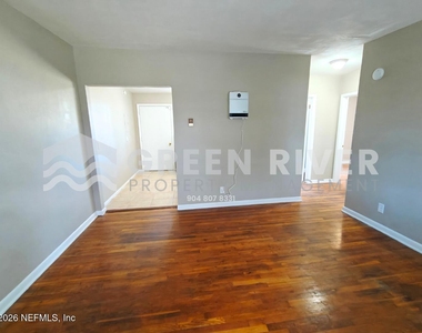 11620 Charlie Road - Photo Thumbnail 7