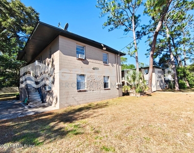 11620 Charlie Road - Photo Thumbnail 2