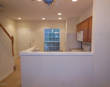 3504 Summerlin Lane N - Photo Thumbnail 18