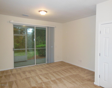 3504 Summerlin Lane N - Photo Thumbnail 7