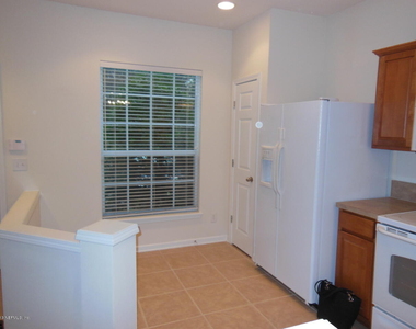 3504 Summerlin Lane N - Photo Thumbnail 19