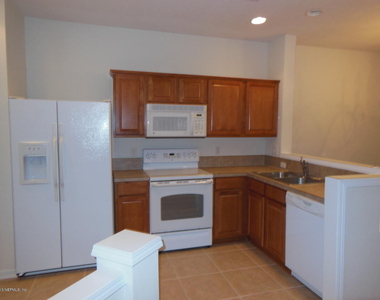 3504 Summerlin Lane N - Photo Thumbnail 21