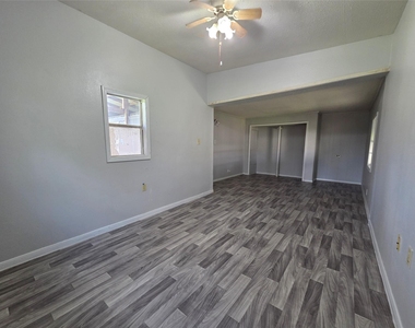 23675 E Heritage Oaks Drive - Photo Thumbnail 7
