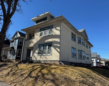 1428 Arlington Street - Photo Thumbnail 1