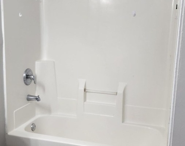 642 W 123rd Street - Photo Thumbnail 14