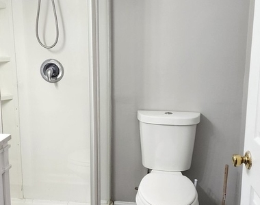 642 W 123rd Street - Photo Thumbnail 12
