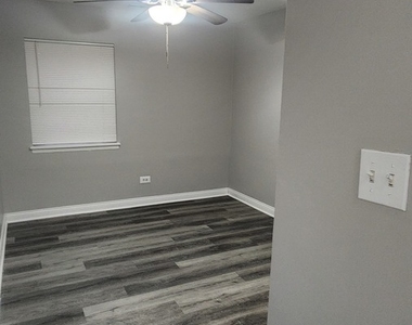 642 W 123rd Street - Photo Thumbnail 7