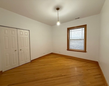 929 Brummel Street - Photo Thumbnail 6