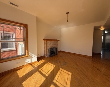 929 Brummel Street - Photo Thumbnail 2