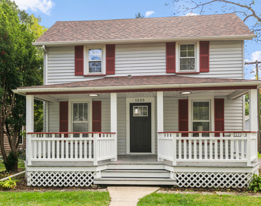 1525 Burr Oak Road - Photo Thumbnail 1