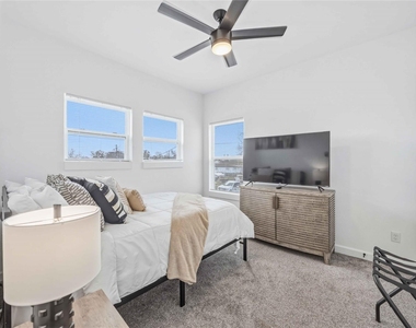 6130 Conley Street - Photo Thumbnail 19