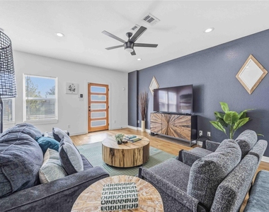 6130 Conley Street - Photo Thumbnail 4