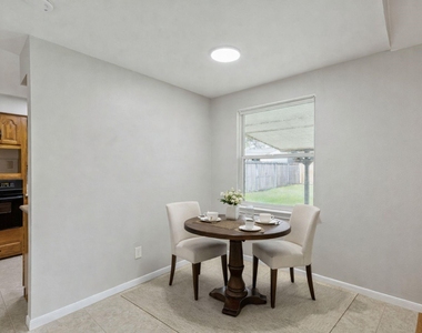 5758 Greencraig Drive - Photo Thumbnail 7