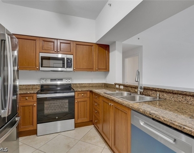 20261 Estero Gardens Circle - Photo Thumbnail 6