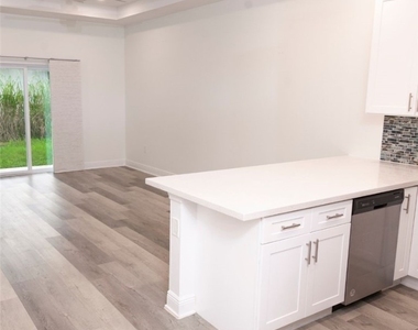 17366 Ithaca Drive - Photo Thumbnail 6
