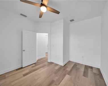 17366 Ithaca Drive - Photo Thumbnail 14