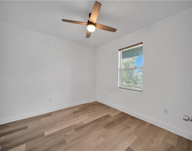 17366 Ithaca Drive - Photo Thumbnail 13