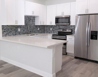 17366 Ithaca Drive - Photo Thumbnail 4