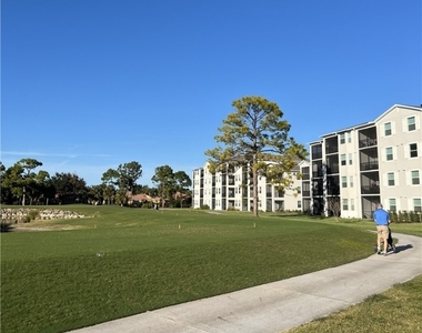 18451 Copperhead Court N - Photo Thumbnail 24