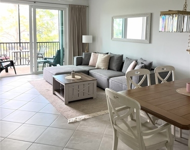 18451 Copperhead Court N - Photo Thumbnail 9