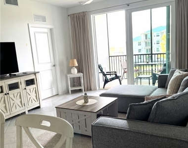 18451 Copperhead Court N - Photo Thumbnail 8