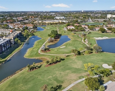 7430 Lake Breeze Drive - Photo Thumbnail 26