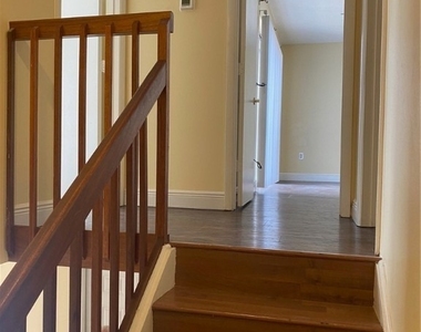 5245 Cedarbend Drive - Photo Thumbnail 6
