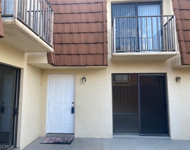 5245 Cedarbend Drive - Photo Thumbnail 4