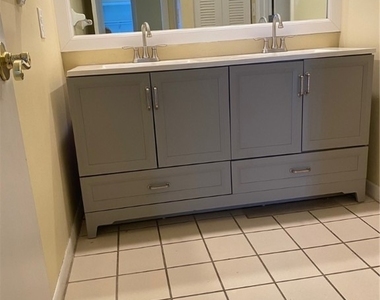 5245 Cedarbend Drive - Photo Thumbnail 24