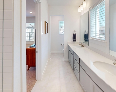 2942 Elle Drive - Photo Thumbnail 44