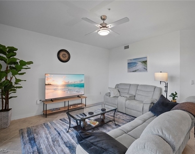 15980 Grassland Lane - Photo Thumbnail 9