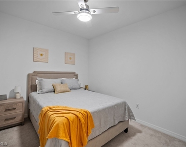 15980 Grassland Lane - Photo Thumbnail 18