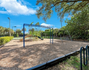 7720 Gardner Drive - Photo Thumbnail 20
