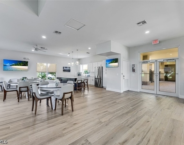 7720 Gardner Drive - Photo Thumbnail 24