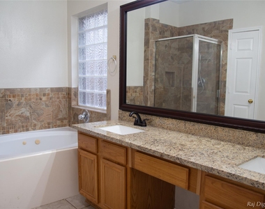 4918 Pinder Lane - Photo Thumbnail 20