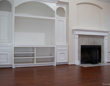 4918 Pinder Lane - Photo Thumbnail 24