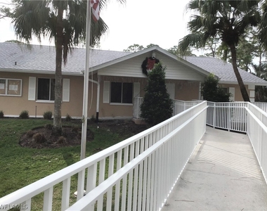3011 Sandpiper Bay Circle - Photo Thumbnail 3