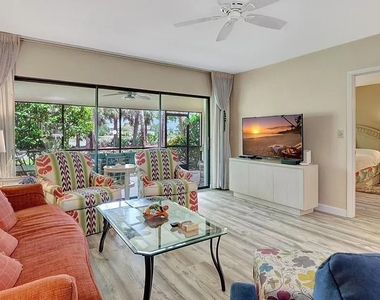 1810 Kings Lake Boulevard - Photo Thumbnail 9