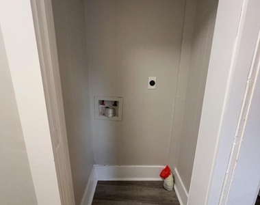 6913 Avenue L - Photo Thumbnail 6