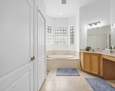 1291 Tamango Drive - Photo Thumbnail 22