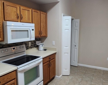 4106 Meander Place - Photo Thumbnail 4