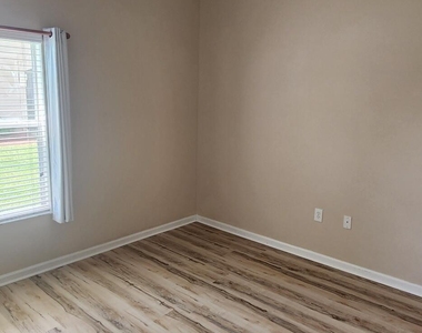 4106 Meander Place - Photo Thumbnail 10