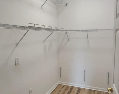 4106 Meander Place - Photo Thumbnail 18