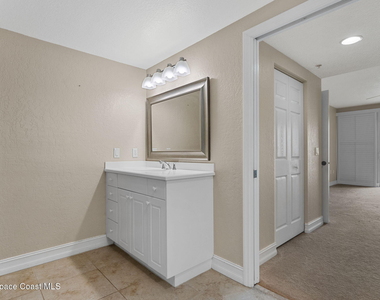 480 Sail Lane - Photo Thumbnail 14