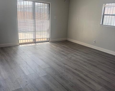 527 A Lane - Photo Thumbnail 4