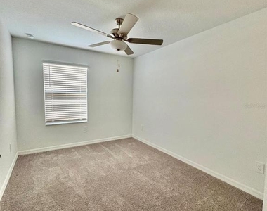 10321 Trumpet Honeysuckle Way - Photo Thumbnail 18